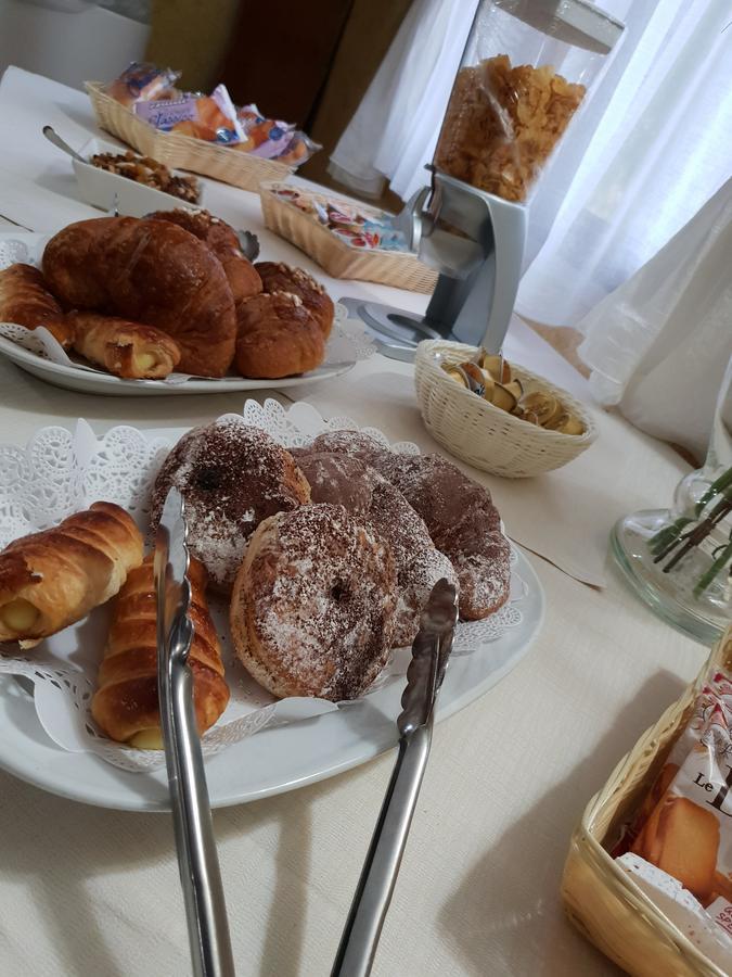 Su Soi Pensionat Càbras Exteriör bild
